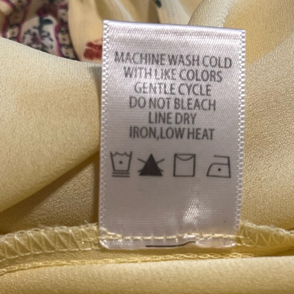 Max Studio Chic Romance Vintage Vibe Smocked Maxi Dress, Sz S, Yellow Floral - Picture 5 of 7